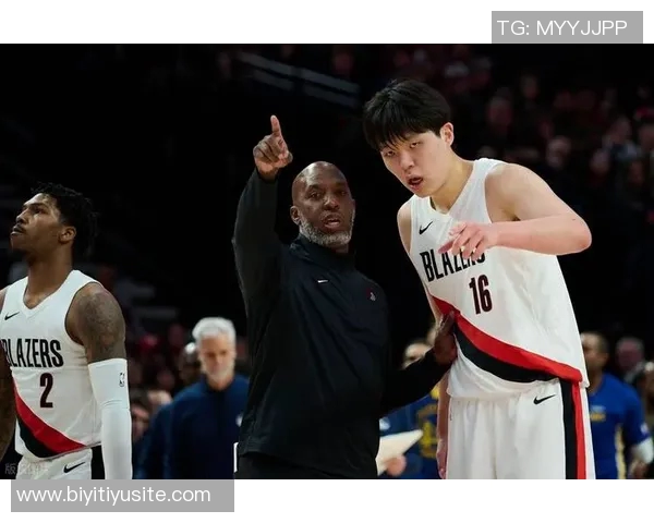 比卢普斯称赞杨瀚森的灵光时刻认为他的身高让这一表现更显珍贵 比卢普斯称赞杨瀚森的灵光时刻认为他的身高让这一表现更显珍贵